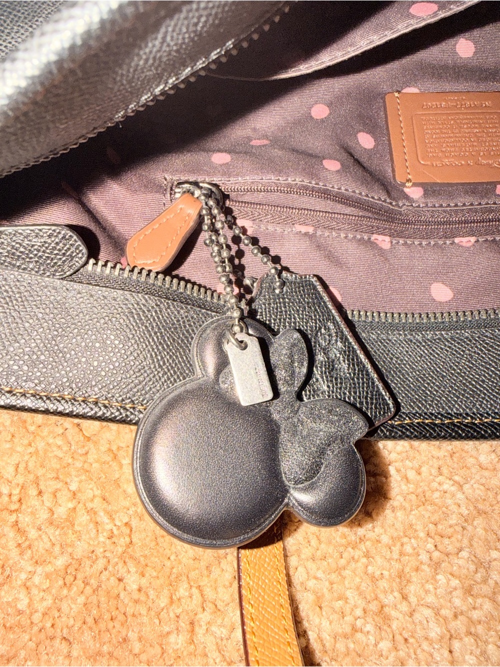 Coach Black Pebbled Leather Tote with Minnie Mouse Graphic - Picture 3 of 4